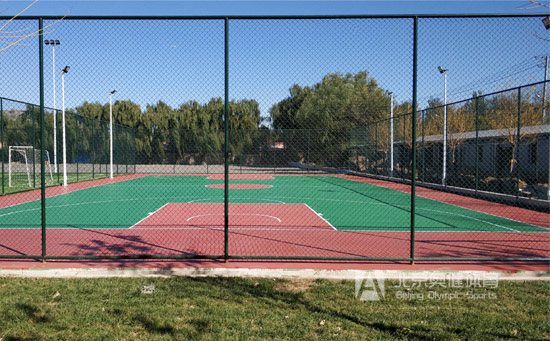 籃球場護(hù)欄圍網(wǎng)安裝