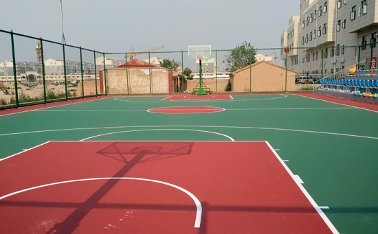 全場(chǎng)塑膠籃球場(chǎng)