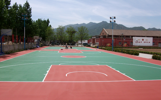 塑膠籃球場多少錢一平米