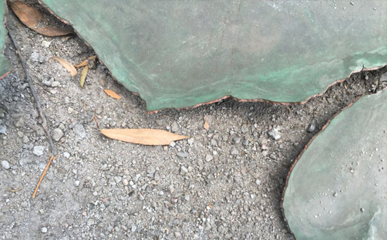 硅pu籃球場(chǎng)面層脫落是什么原因