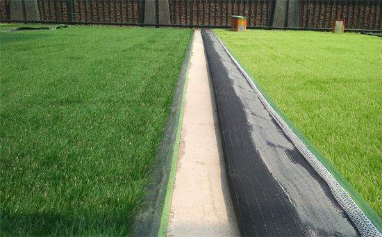 足球場(chǎng)人造草坪施工工藝